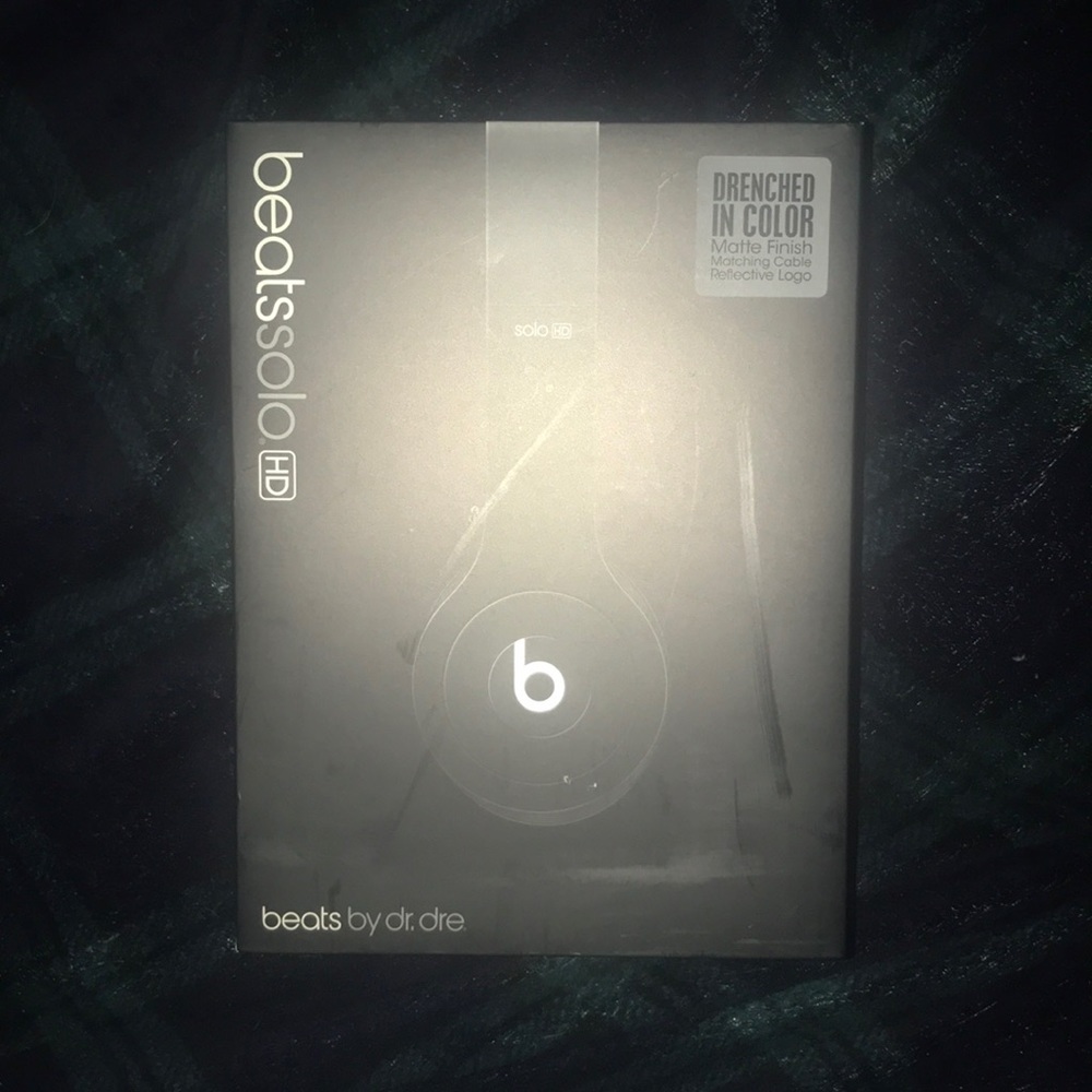 Beats solo HD beats by dr. Dre